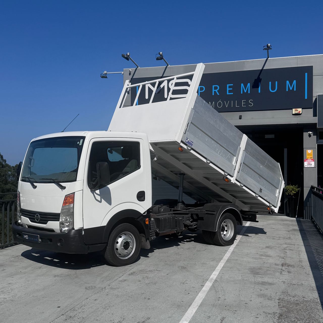 nissan cabstar 2015 / foto grande (3)
