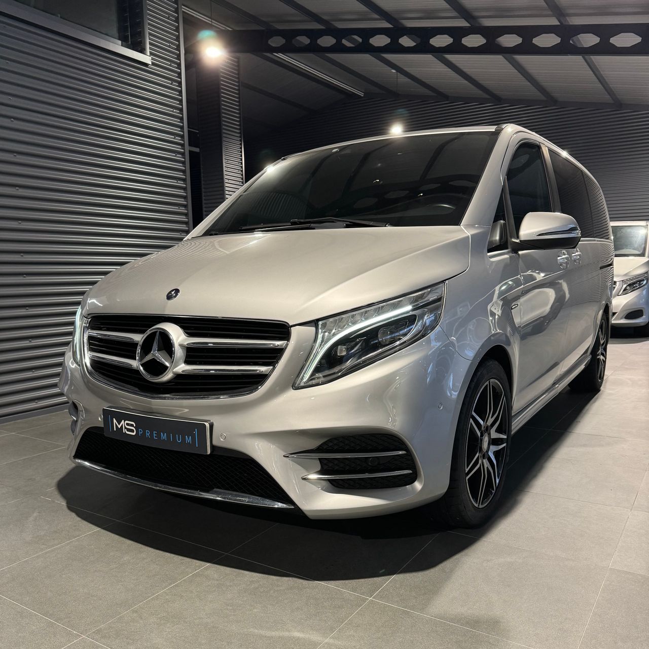 mercedes clase v 2017 / foto grande (2)