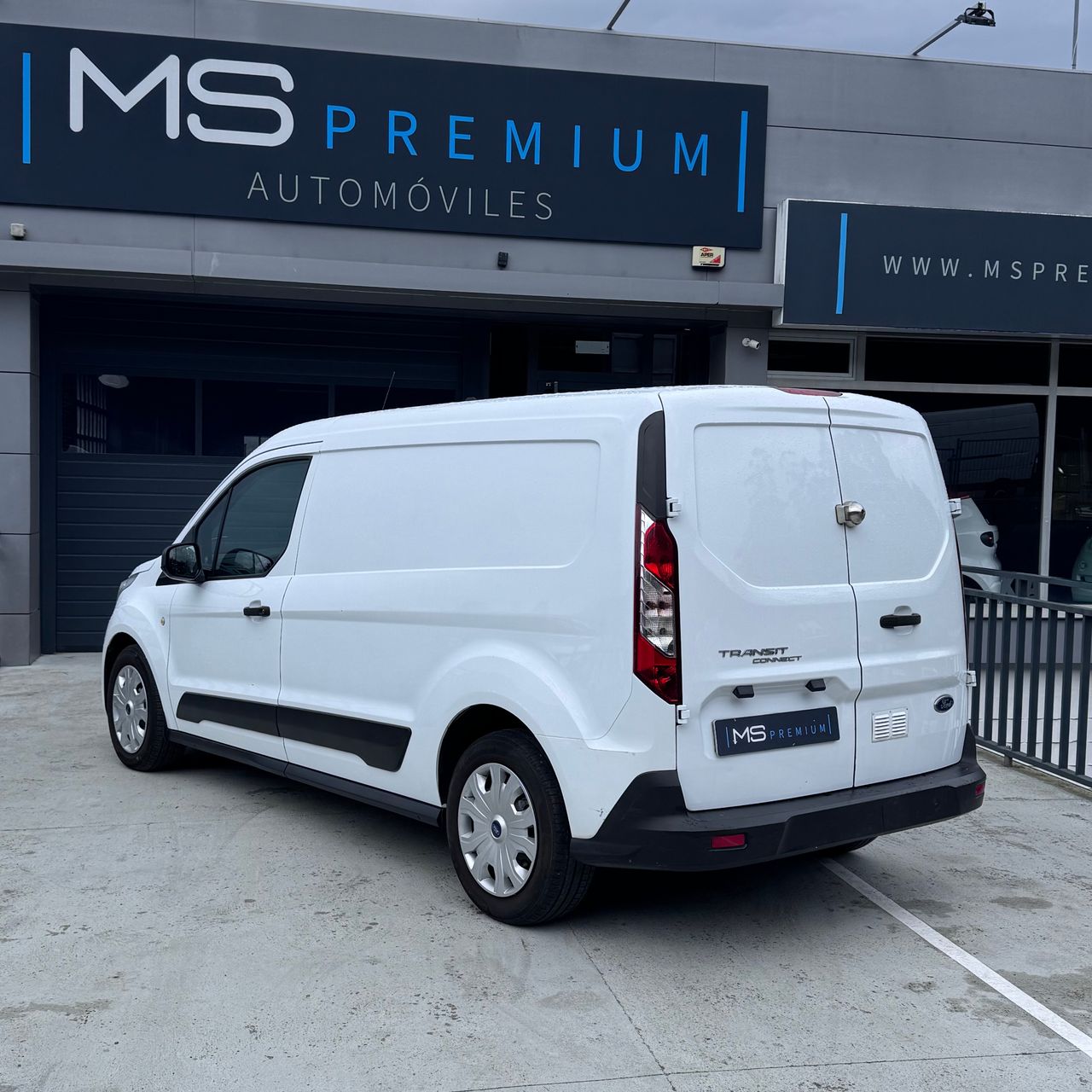 ford transit 2019 /