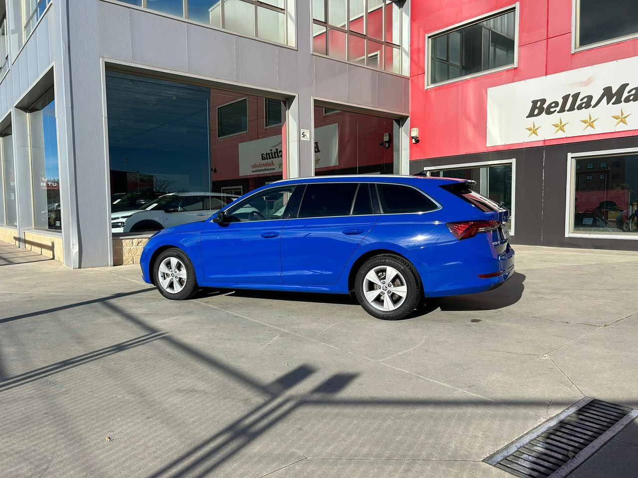 Skoda Octavia Combi 2.0 TDI 110kW(150CV) DSG Ambition - Foto 2