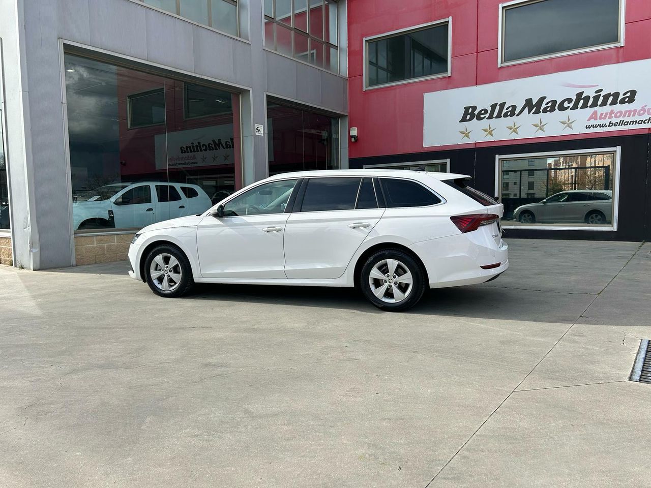 Skoda Octavia Combi 2.0 TDI 110kW(150CV) DSG Ambition - Foto 2