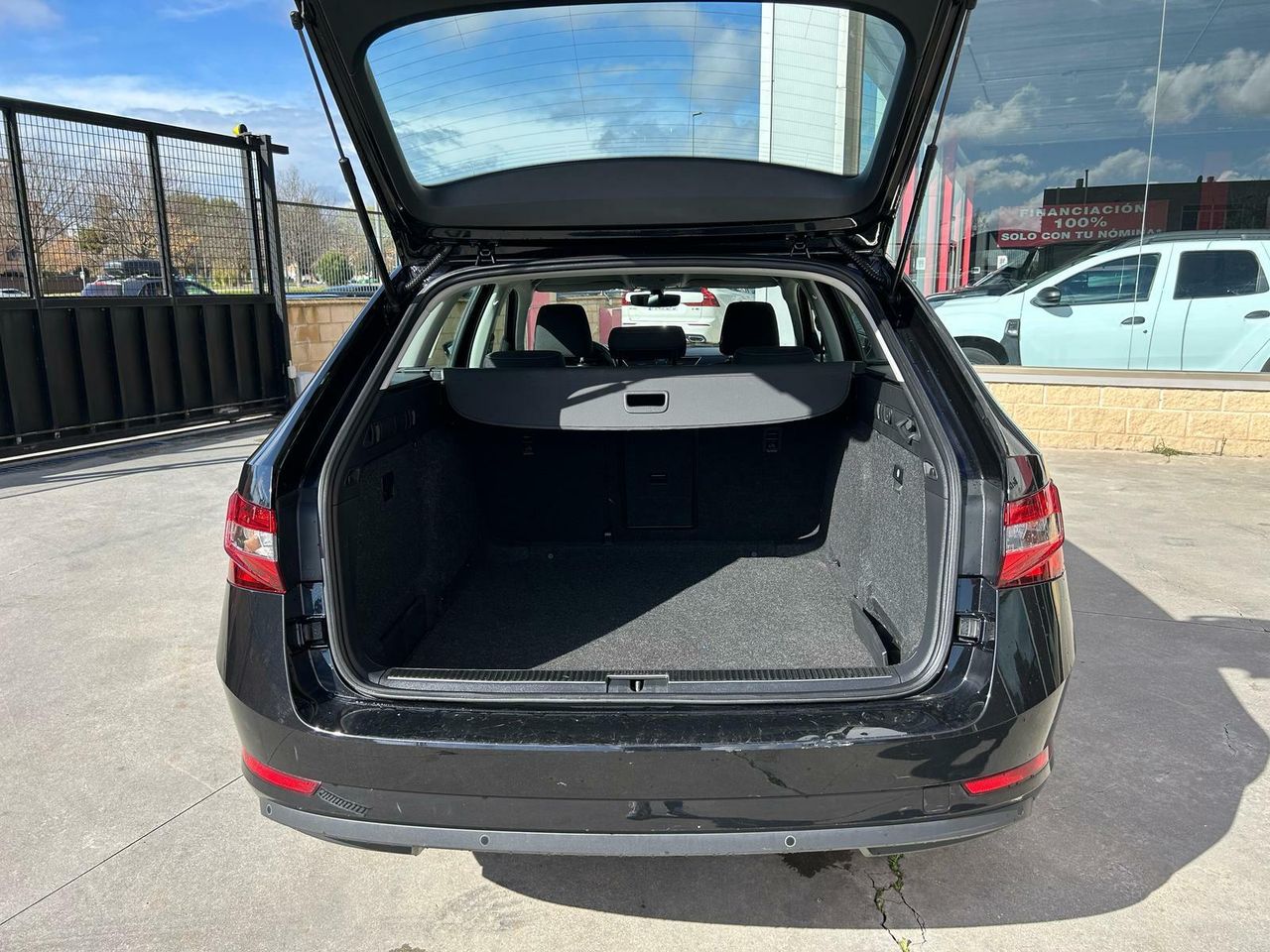 Skoda Superb Combi 2.0 TDI 90kW (122CV) DSG Ambition - Foto 2