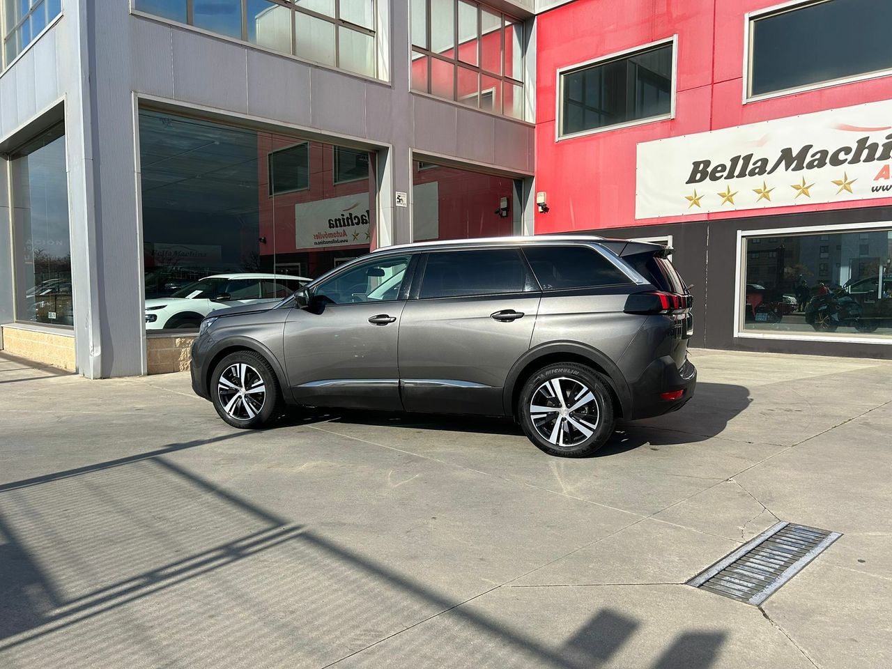 Peugeot 5008 Allure BlueHDi 96kW (130CV) S&S EAT8 - Foto 2