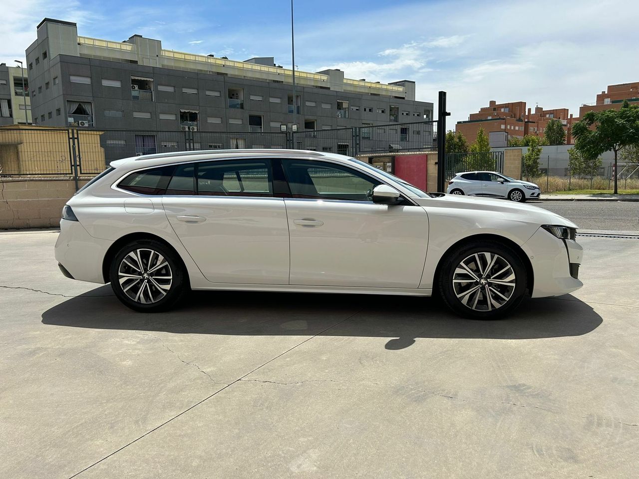 Peugeot 508 SW Allure BlueHDi 118kW(160CV) S&S EAT8 - Foto 2