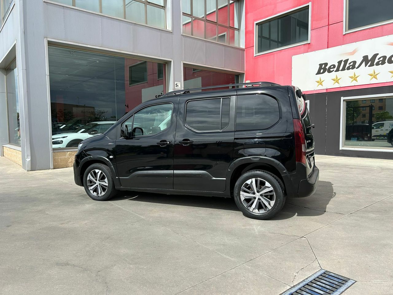 Peugeot Rifter GT Line Standard PureTech 81kW - Foto 2