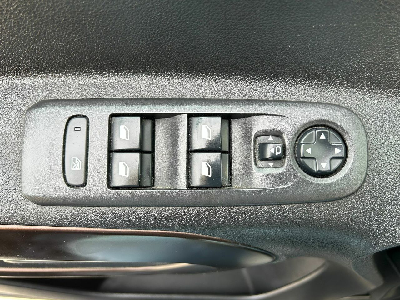 Peugeot Rifter GT Line Standard PureTech 81kW - Foto 2