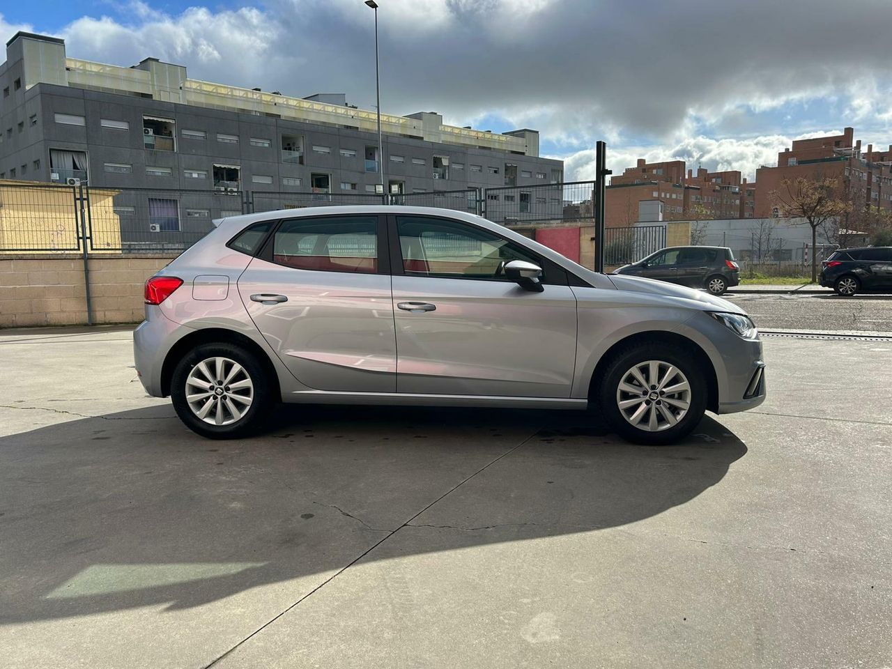 Seat Ibiza 1.0 TSI 70kW (95CV) Style Go - Foto 2