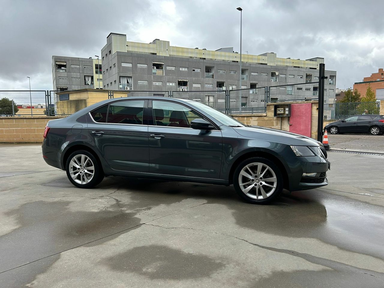 Skoda Octavia 1.0 TSI 81KW (110CV) Ambition - Foto 2