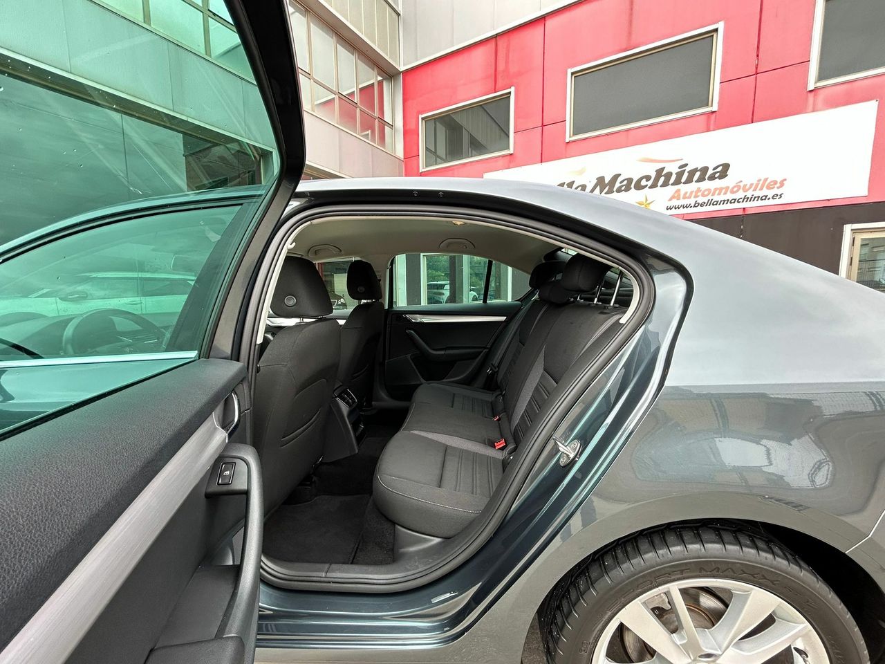 Skoda Octavia 1.0 TSI 81KW (110CV) Ambition - Foto 2