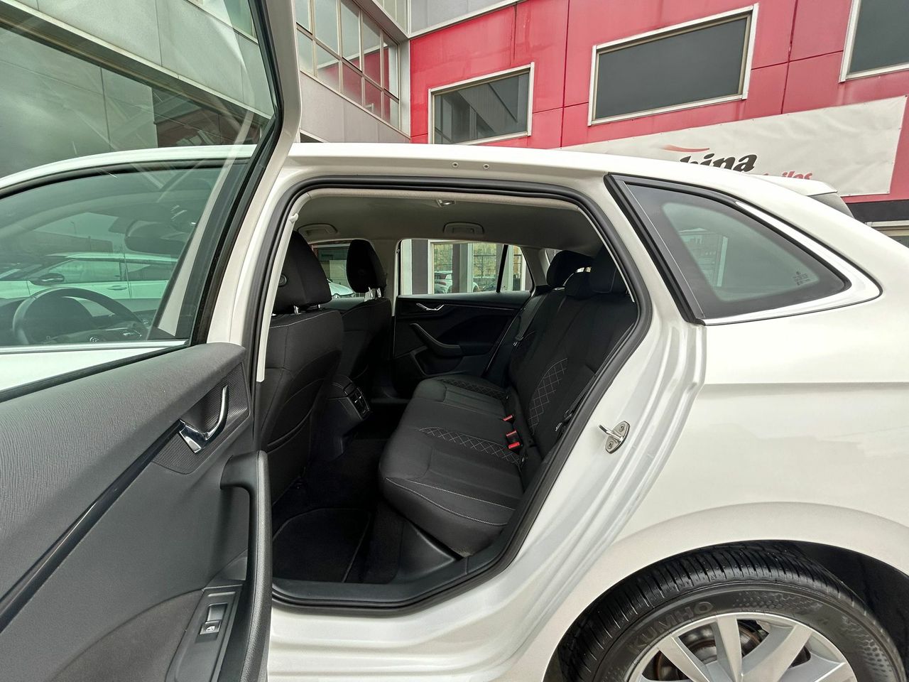 Skoda Scala 1.0 TSI 81KW (110 CV) Ambition - Foto 2