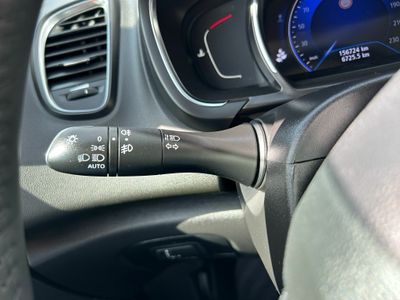 Renault Grand Scénic Limited Blue dCi 88 kW (120CV)