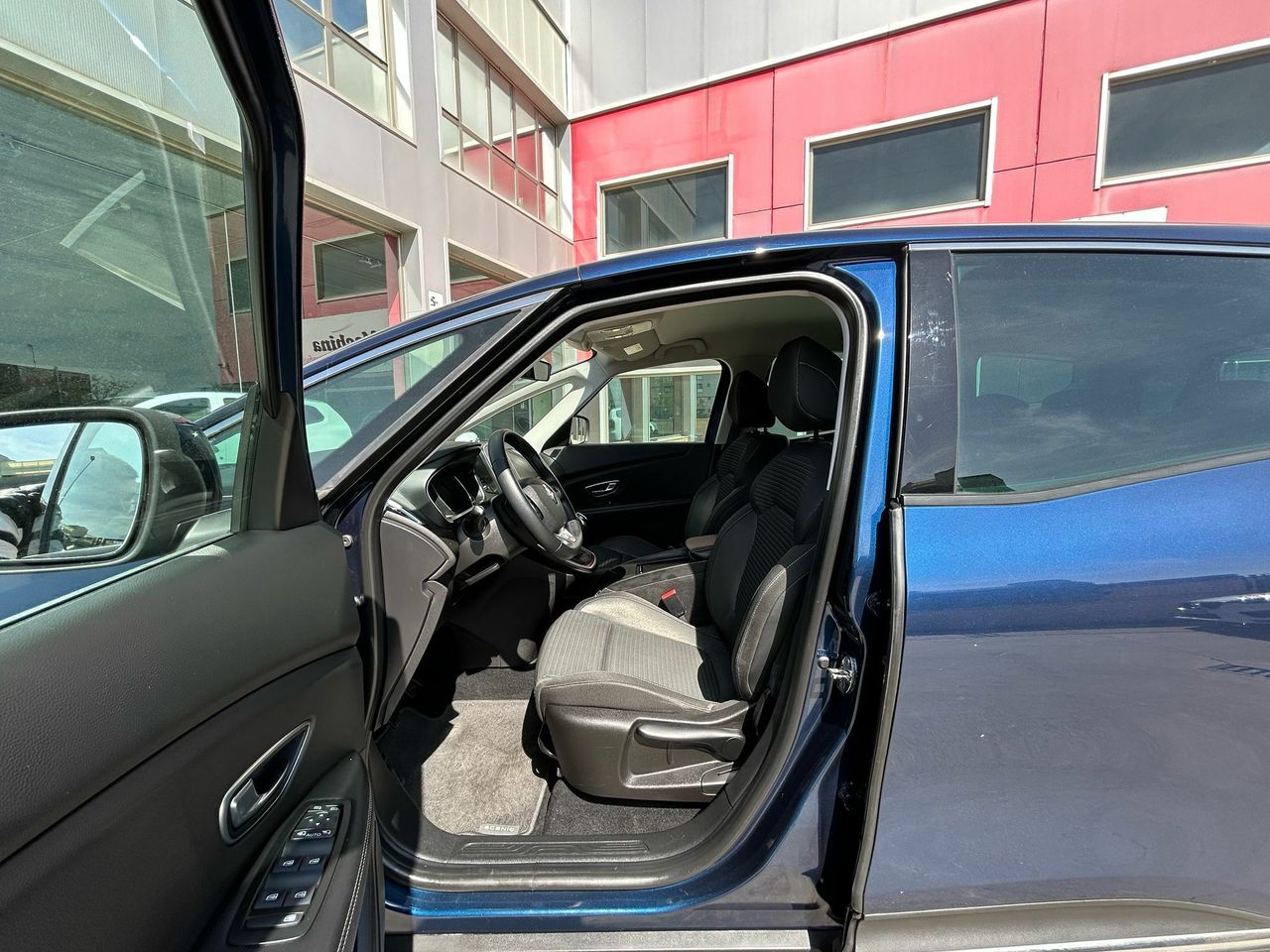 Renault Grand Scénic Limited Blue dCi 88 kW (120CV) - Foto 2