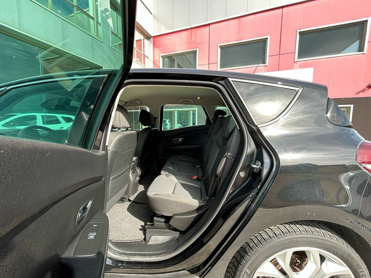 Renault Scénic Limited Blue dCi 88 kW (120CV) - Foto 2