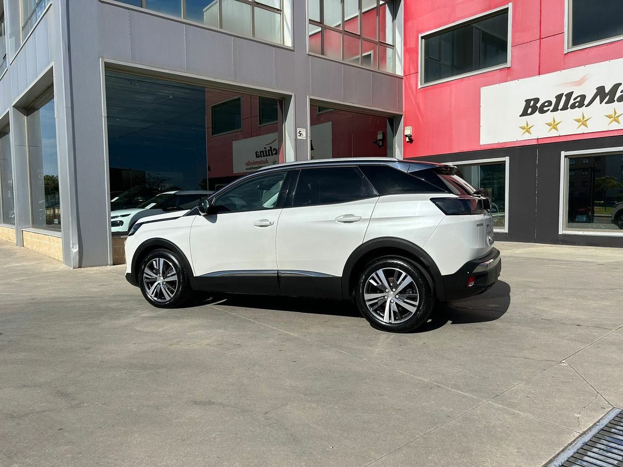 Peugeot 3008 1.5 BlueHDi 96kW (130CV) S&S Allure EAT8 - Foto 2