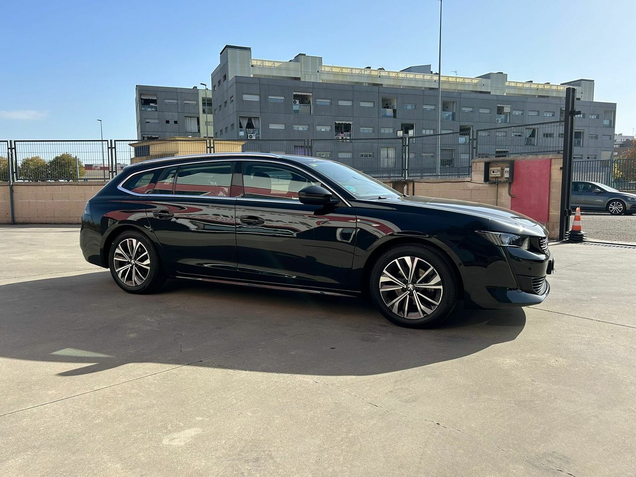 Peugeot 508 SW Allure BlueHDi 96kW S&S 6vel MAN - Foto 2
