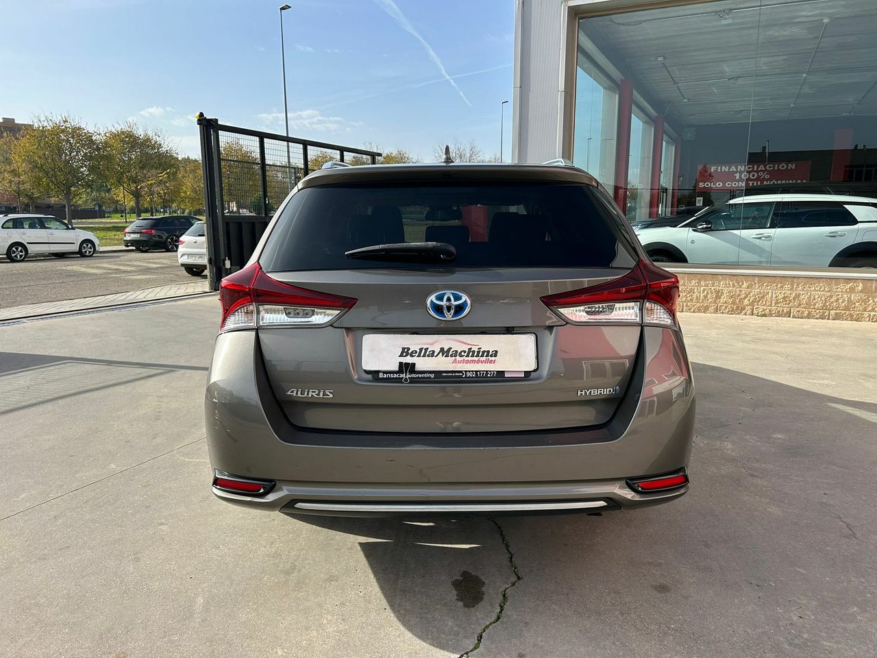 Toyota Auris 1.8 140H Active (Bus. P.) Touring Sports - Foto 2