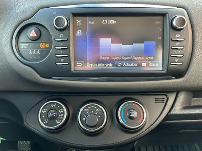 Toyota Yaris 1.5 110 Active Tech