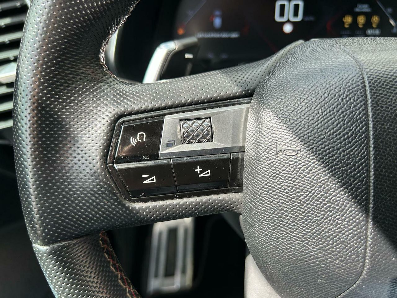 DS Automobiles DS 7 BlueHDi 132kW (180CV) Auto. PERF.LINE - Foto 2