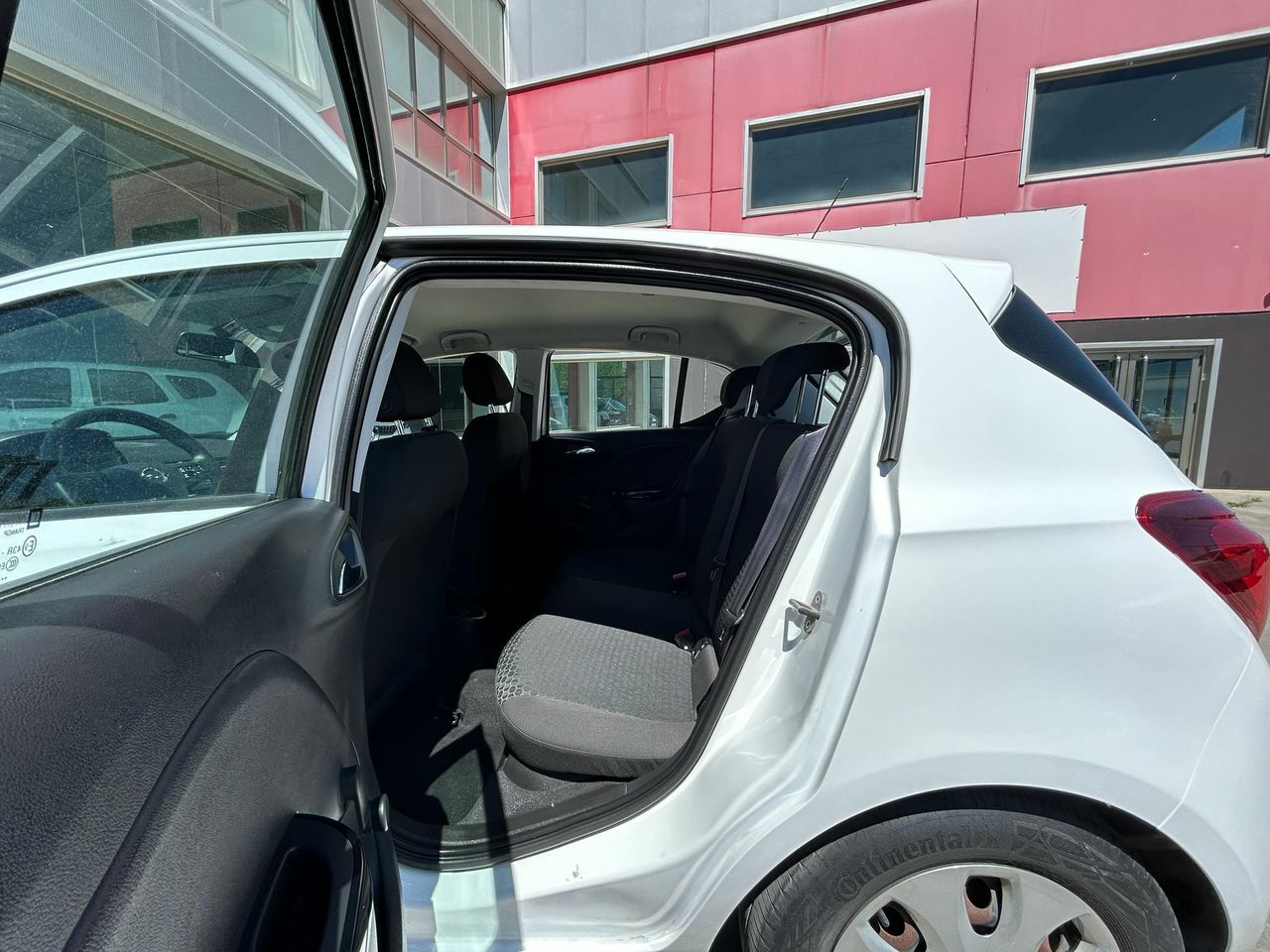 Opel Corsa 1.4 66kW (90CV) Selective Pro - Foto 2