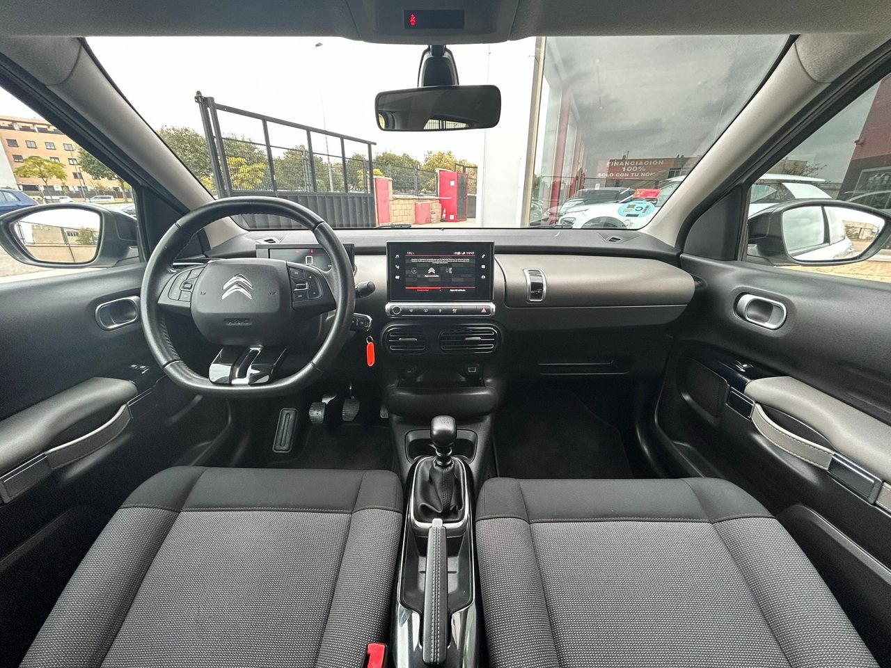 Citroën C4 Cactus BlueHDi 73KW (100CV) Shine - Foto 2