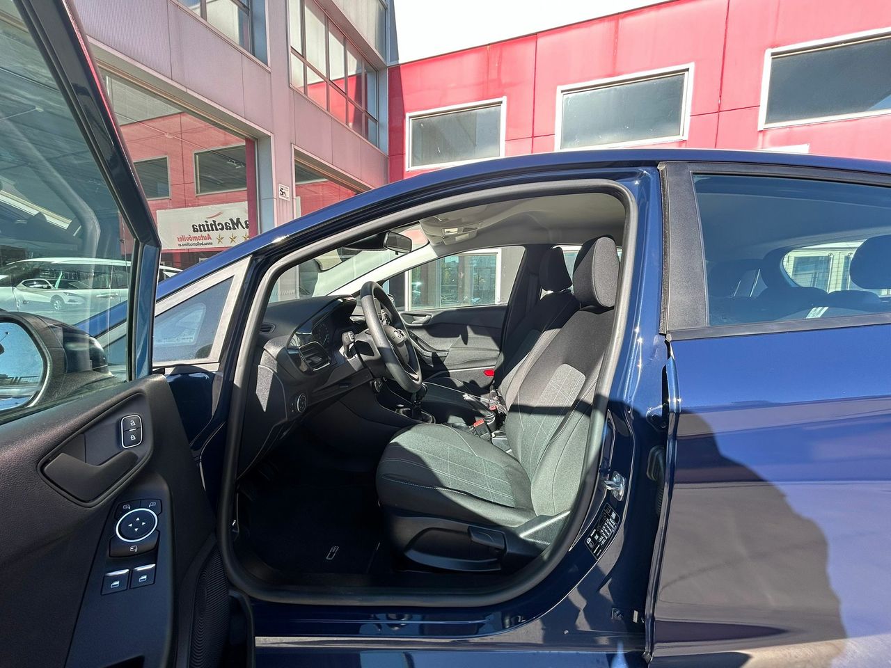 Ford Fiesta 1.5 TDCi 63kW (85CV) Trend 5p - Foto 2