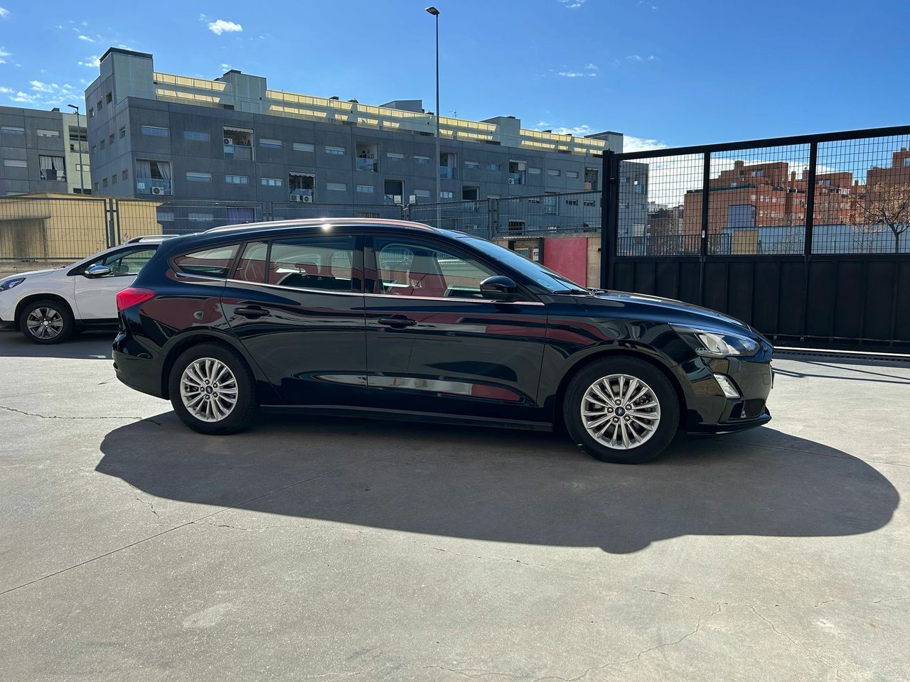Ford Focus 1.5 Ecoblue 88kW Titanium Sportbr. - Foto 2