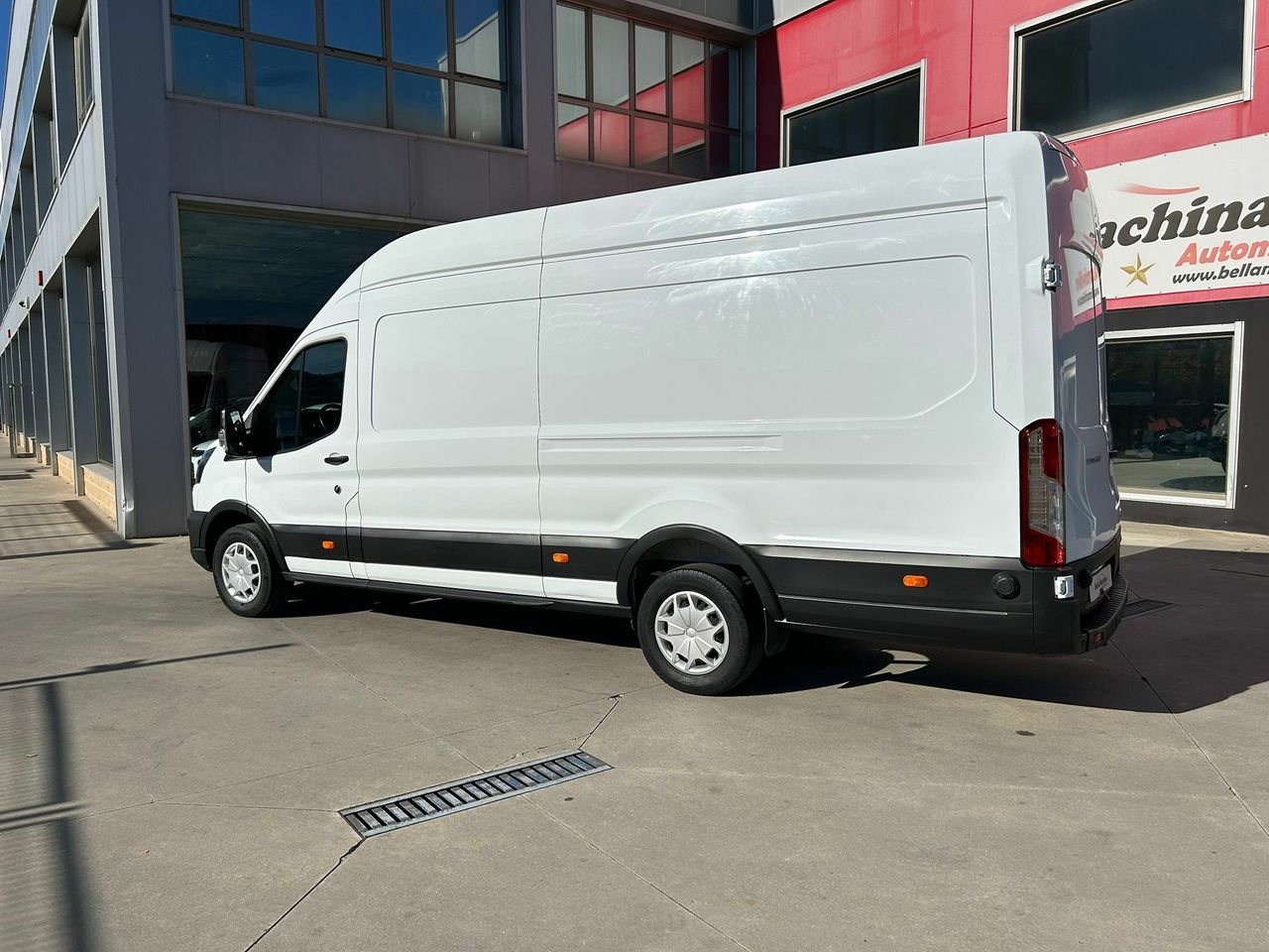 Ford Transit FT 350 L4  - Foto 2