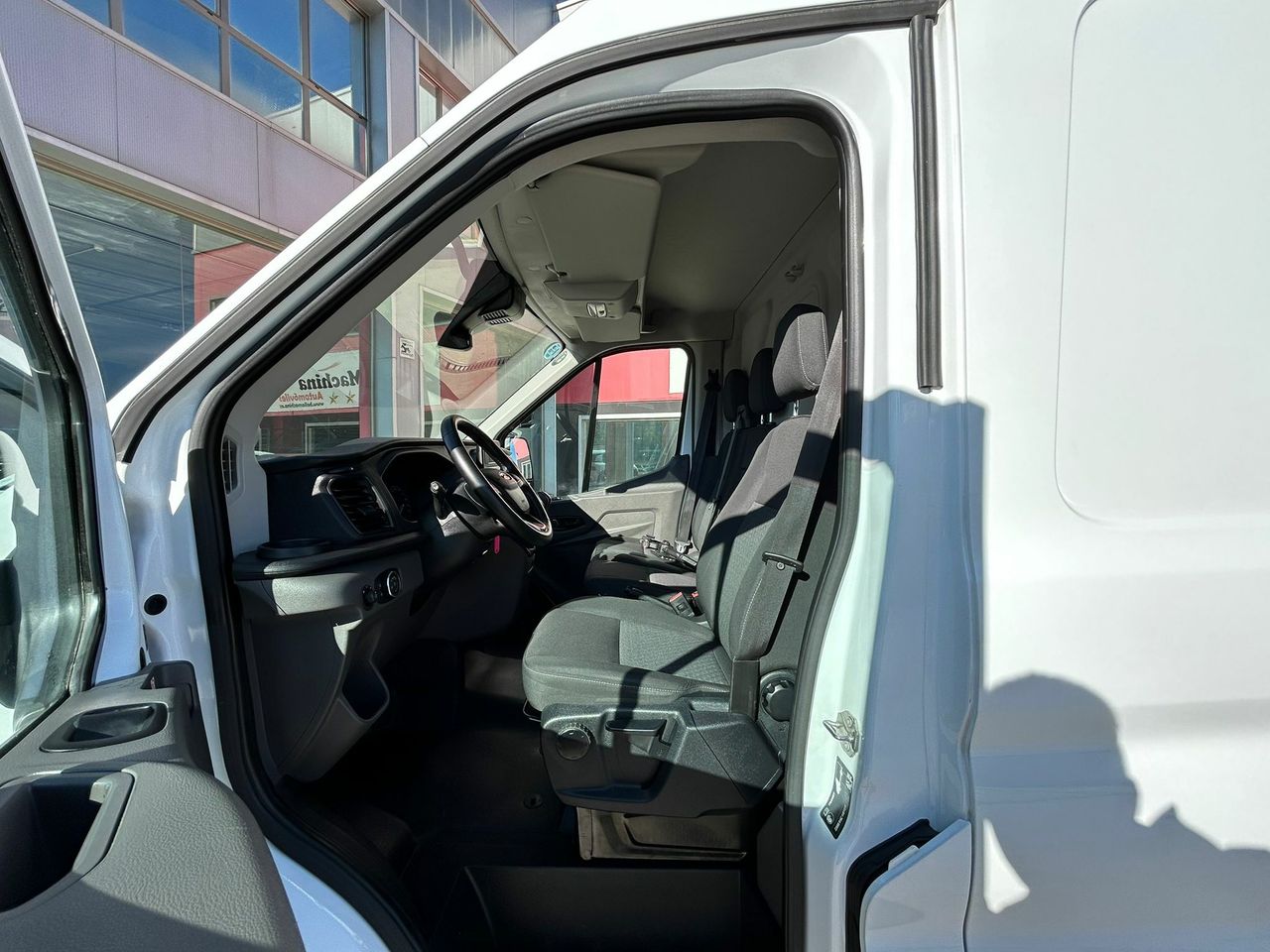 Ford Transit FT 350 L4  - Foto 2