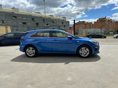 Kia Ceed 1.6 MHEV iMT 100kW (136CV) Drive