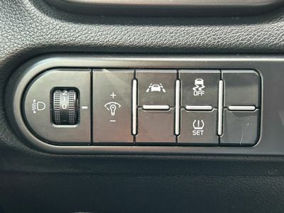Kia Ceed 1.6 MHEV iMT 100kW (136CV) Drive