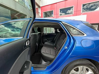 Kia Ceed 1.6 MHEV iMT 100kW (136CV) Drive