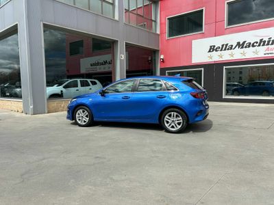 Kia Ceed 1.6 MHEV iMT 100kW (136CV) Drive
