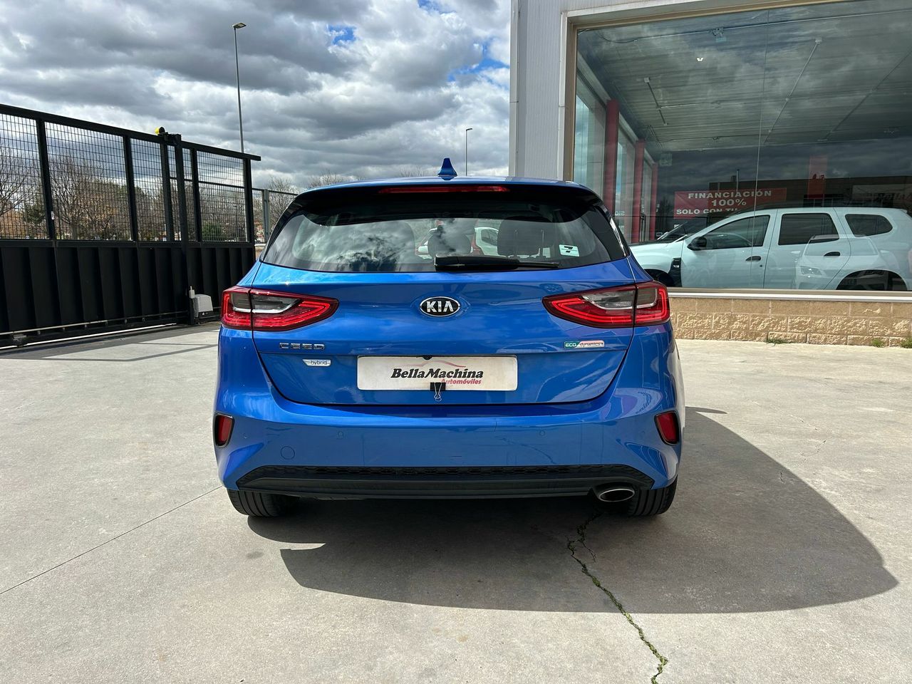 Kia Ceed 1.6 MHEV iMT 100kW (136CV) Drive - Foto 2