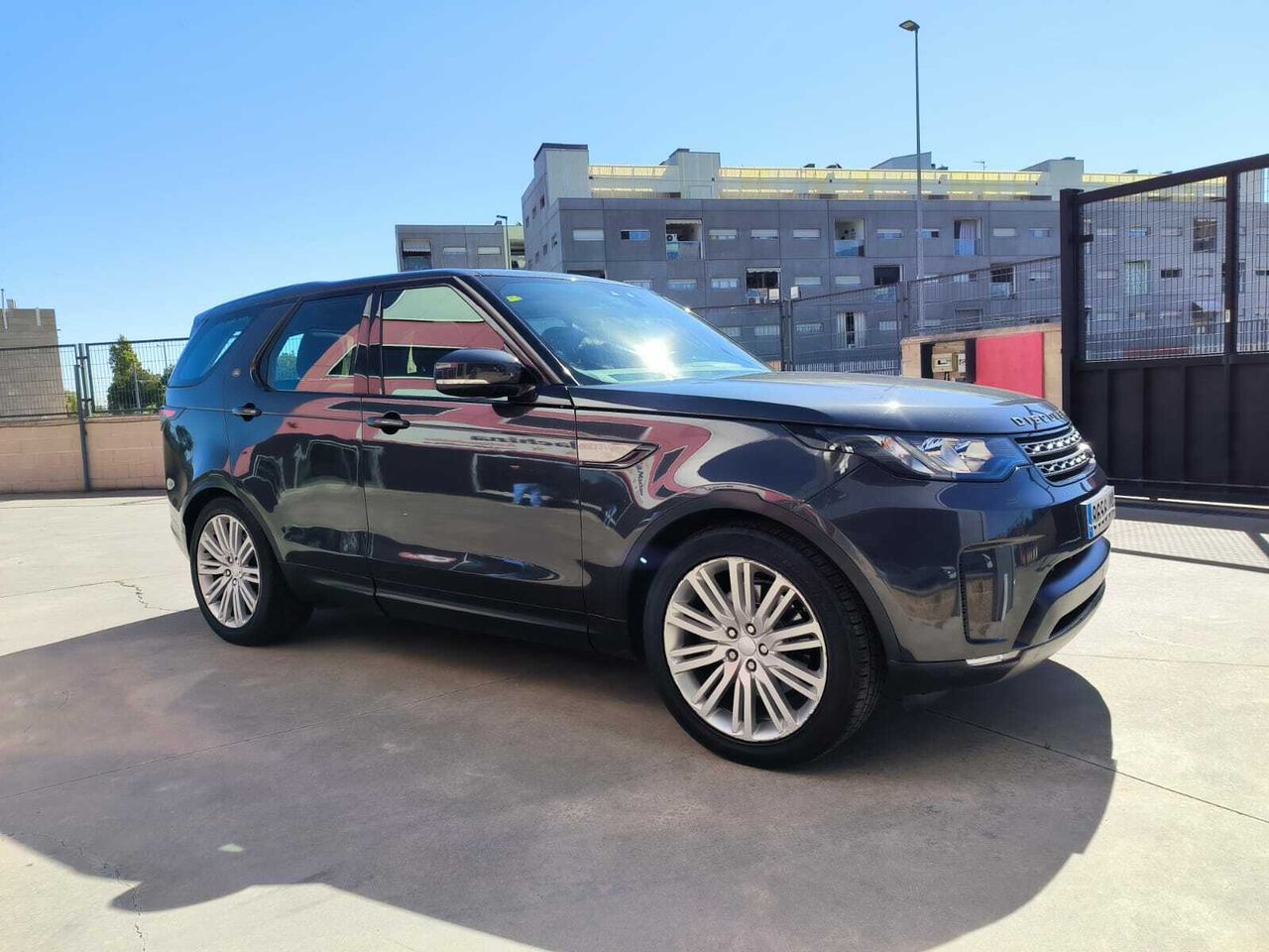 Land-Rover Discovery 3.0 Si6 250kW (340CV) HSE Auto - Foto 2