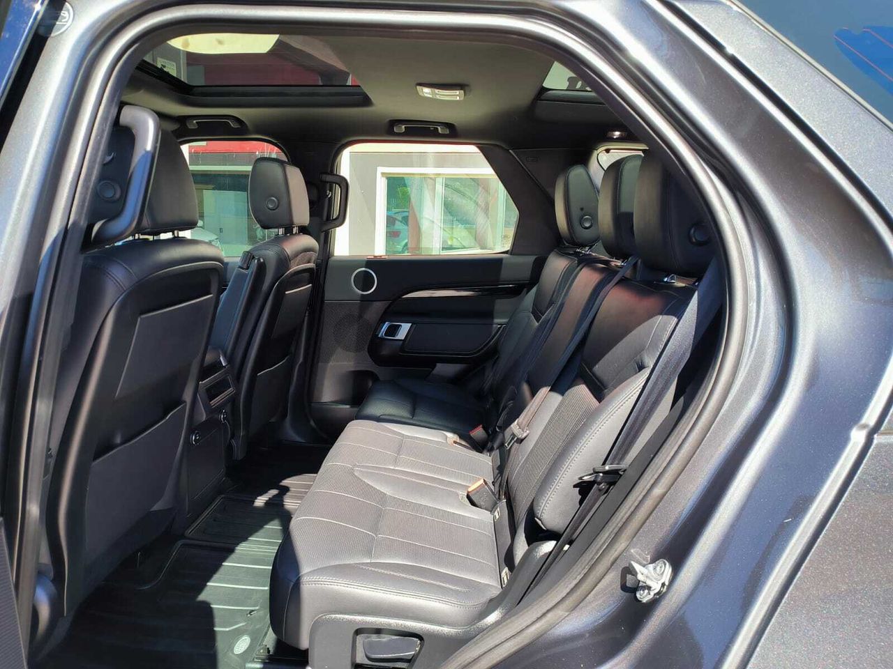 Land-Rover Discovery 3.0 Si6 250kW (340CV) HSE Auto - Foto 2