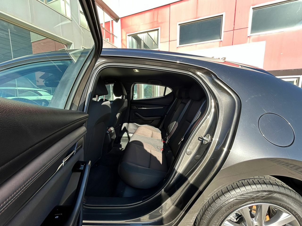Mazda 3 2.0 e-SKYACTIV-X ZENITH - Foto 2