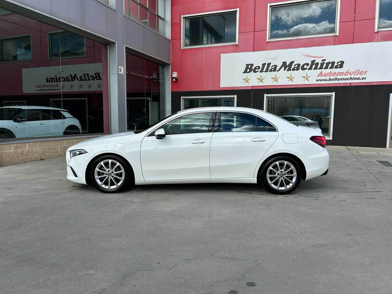 mercedes clase a 2020 / foto grande (3)