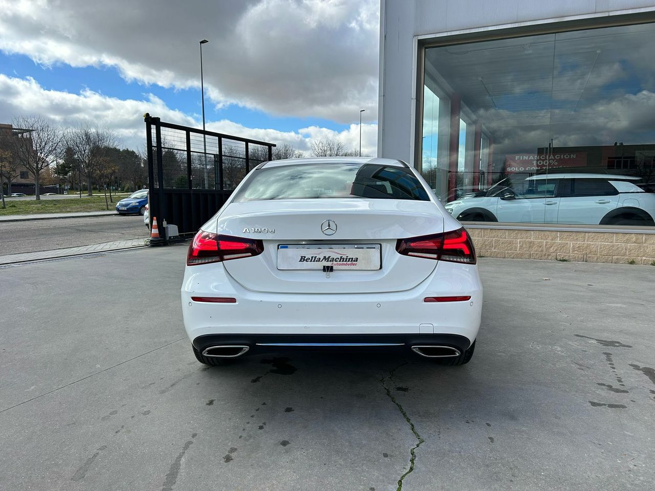 Mercedes Clase A Sedán A 180 d - Foto 2