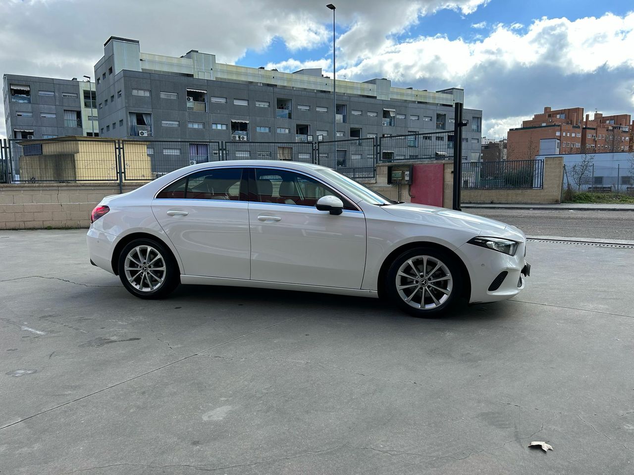 Mercedes Clase A Sedán A 180 d - Foto 2
