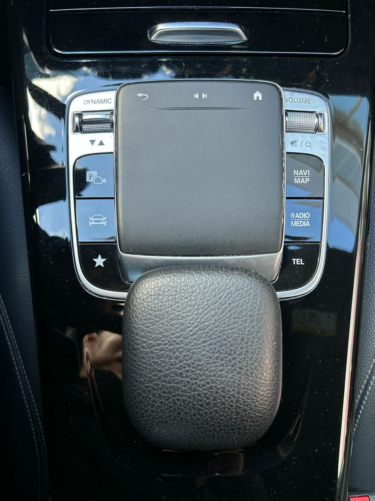 Mercedes Clase A Sedán A 180 d - Foto 2