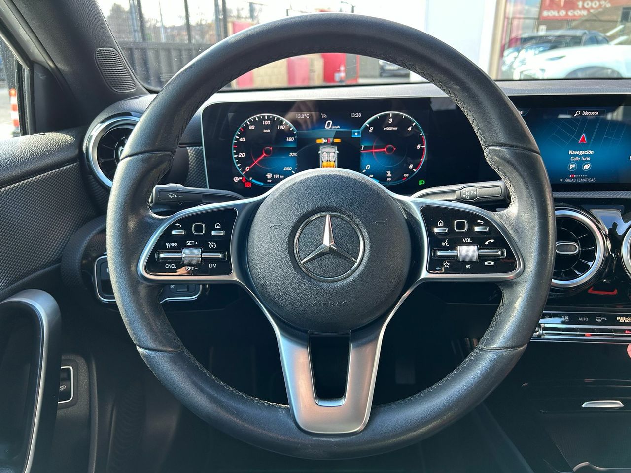 Mercedes Clase A Sedán A 180 d - Foto 2