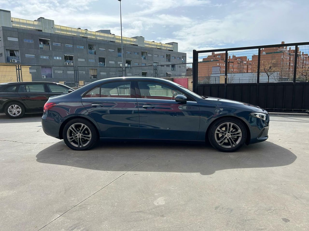 Mercedes Clase A Sedán A 180 d - Foto 2