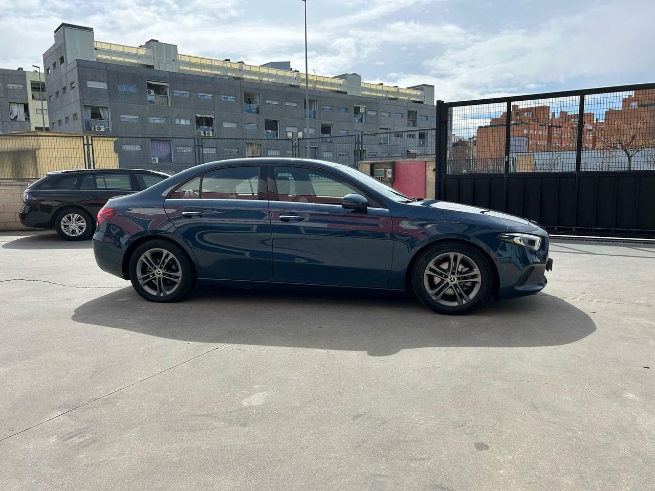 Mercedes Clase A Sedán A 180 d - Foto 2