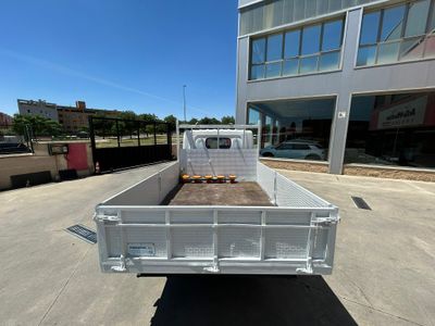 Nissan NT400 CABSTAR 6 PLAZAS CAJA ABIERTA