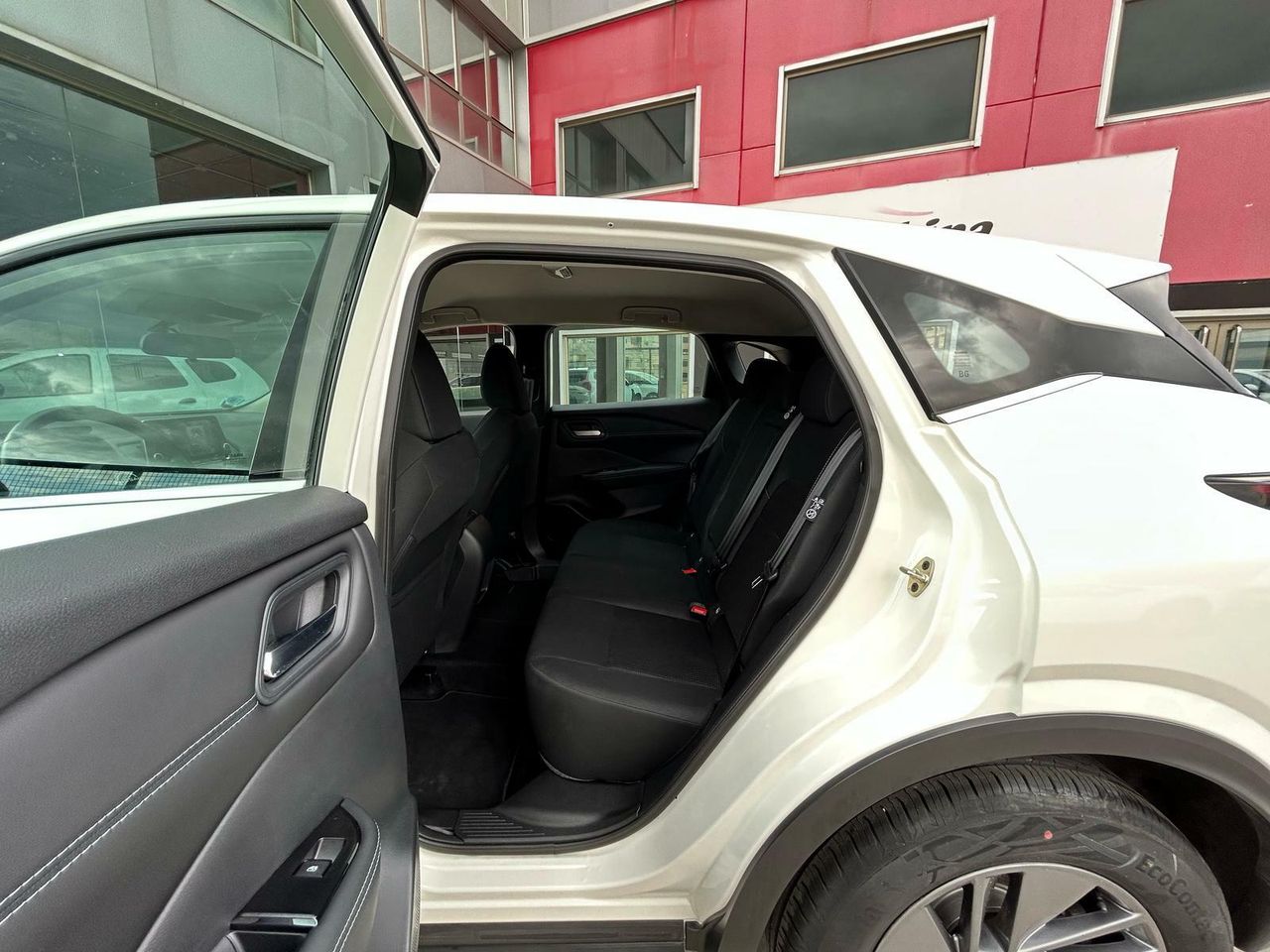 Nissan Qashqai DIG-T 103kW (140CV) mHEV 4x2 Acenta - Foto 2