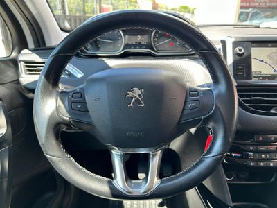 Peugeot 2008 Allure 1.6 BlueHDi 73KW (100CV)