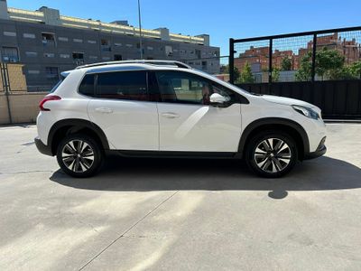 Peugeot 2008 Allure 1.6 BlueHDi 73KW (100CV)