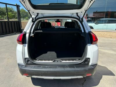 Peugeot 2008 Allure 1.6 BlueHDi 73KW (100CV)