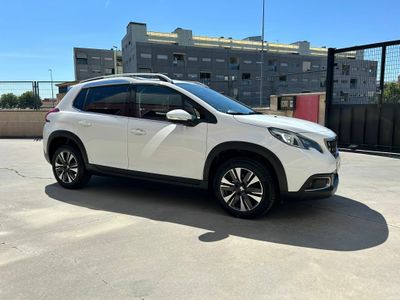 Peugeot 2008 Allure 1.6 BlueHDi 73KW (100CV)