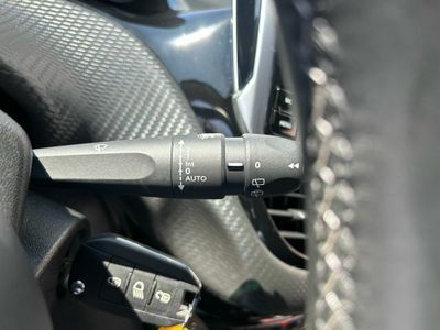 Peugeot 208 5P Tech Edition1.2L PureTech 60KW (82CV)